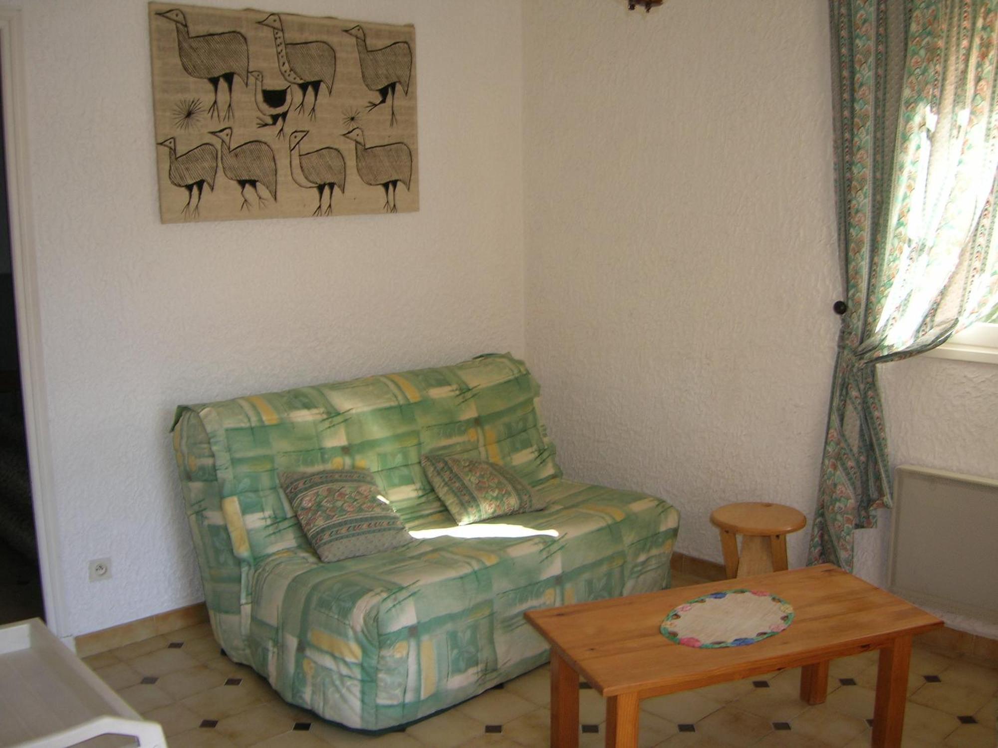 Appartement Rez De - 4 Personnes - - Vue Piscine Fréjus