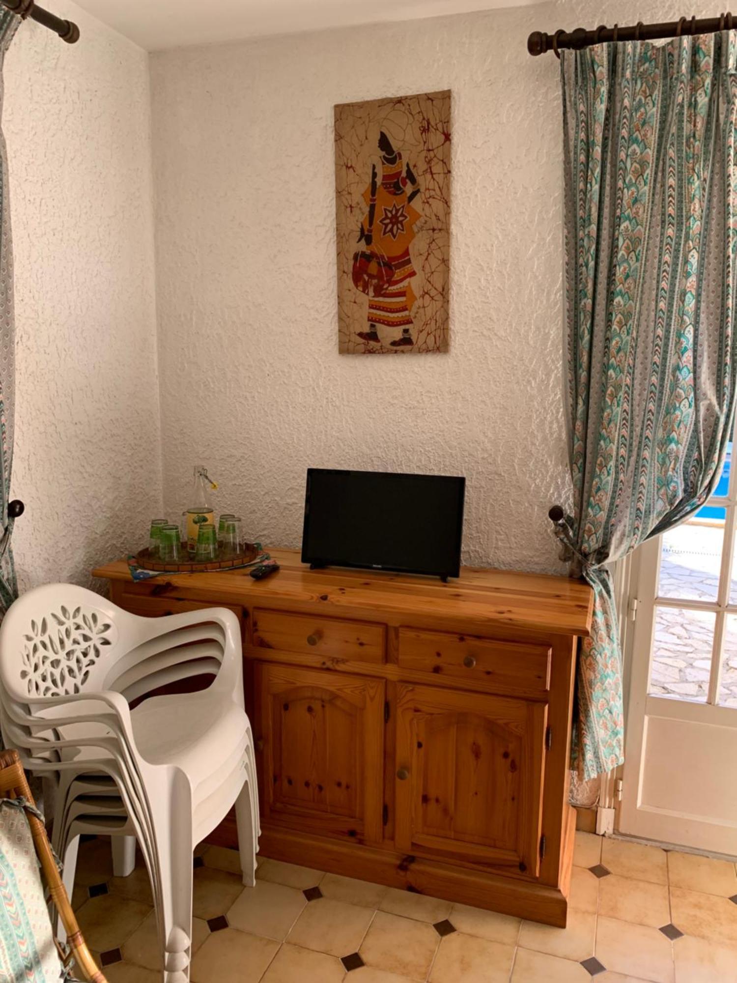 Rez De - 4 Personnes - - Vue Piscine Appartement *